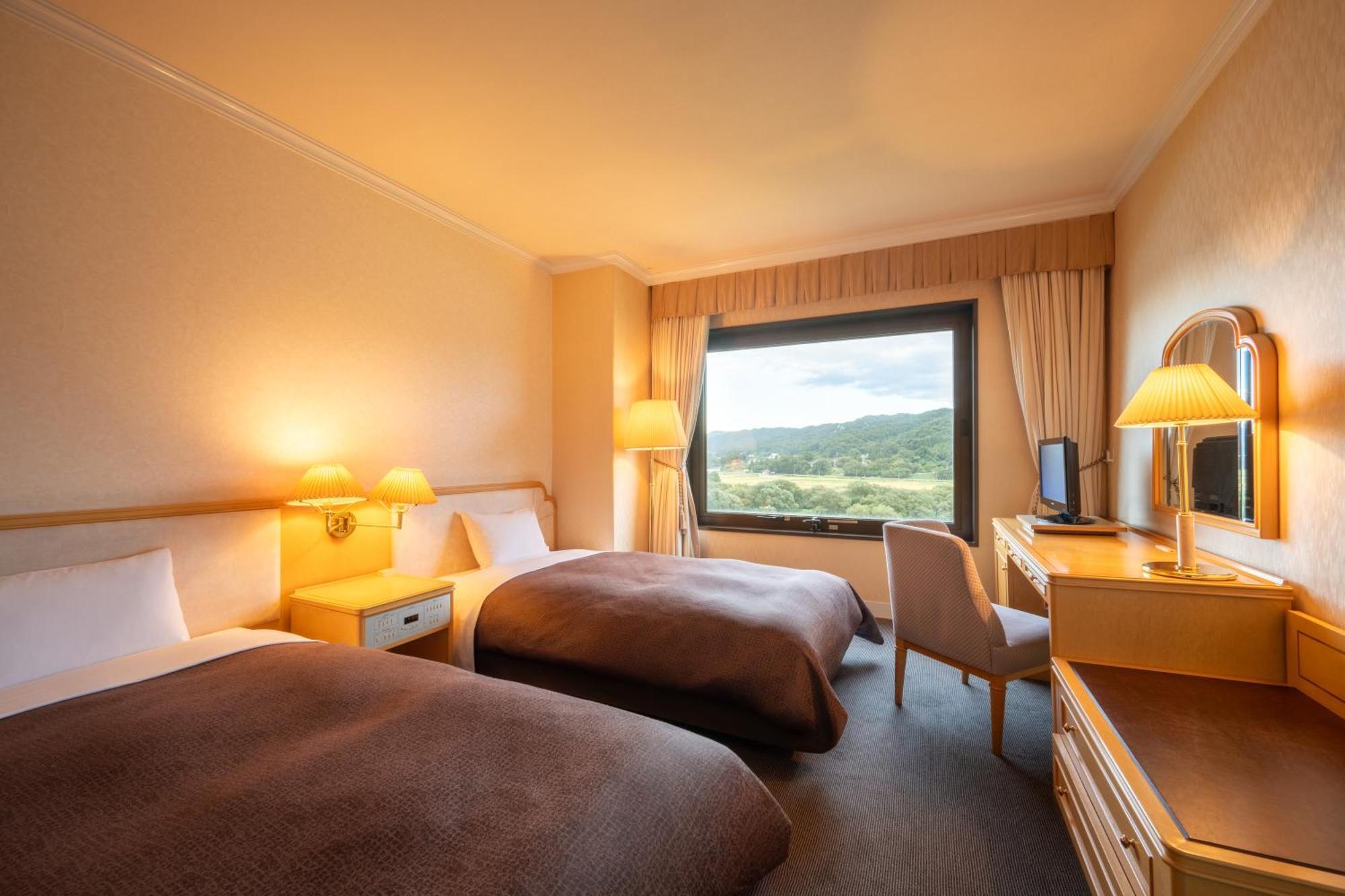 Hotel City Plaza Китаками Екстериор снимка